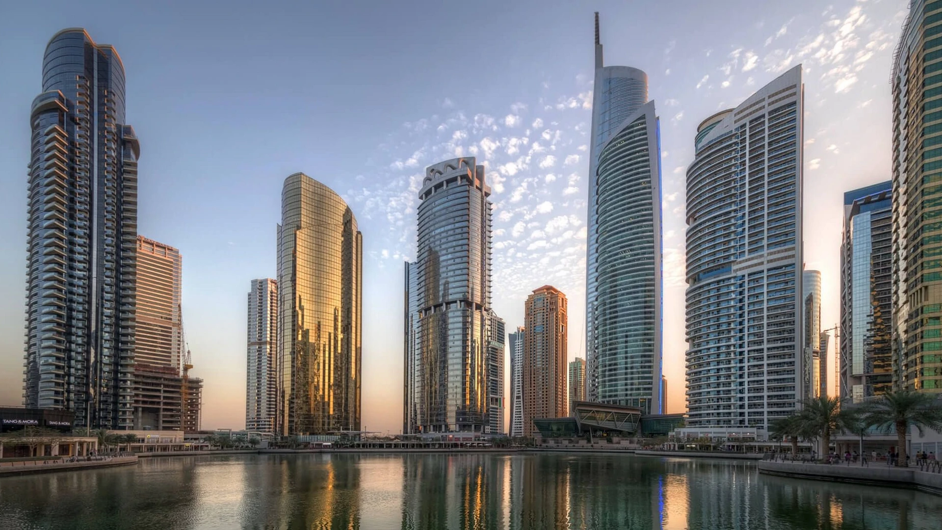Jumeirah Lake Towers (JLT)